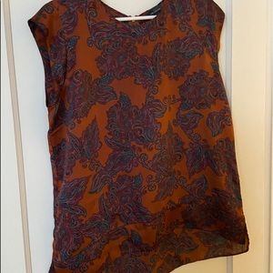 Beautiful fall print top